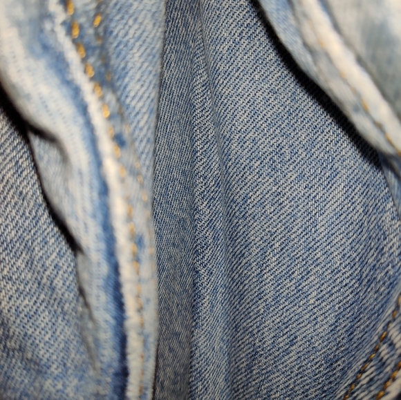 Levi's Jeans - Picture 13 of 14